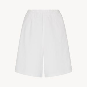 Larissa Short