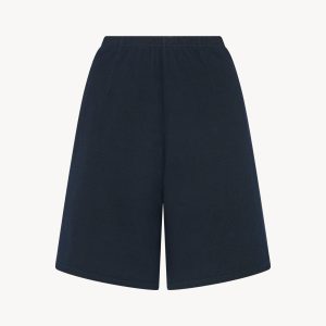 Larissa Short